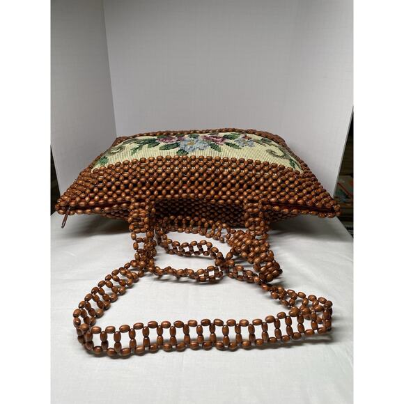 Vintage 1970s Boho Retro Chic Wood Beaded Needlepoint Design Shoulder Bag Purse - Picture 2 of 11